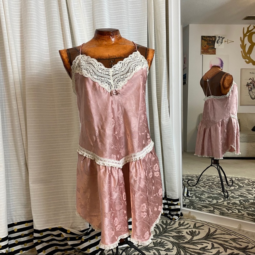 ✨1960s pink DIOR coquette girl Silk Satin Nighty romantic girly - Picture 8 of 15